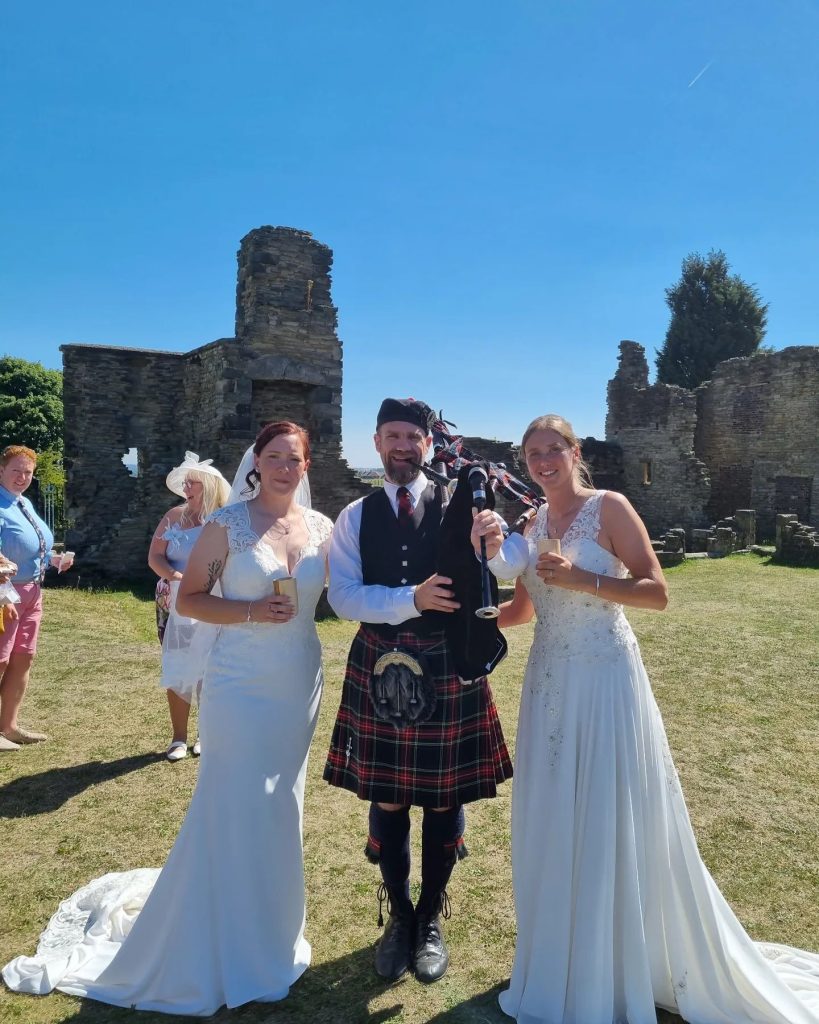 sheffield bagpiper hire